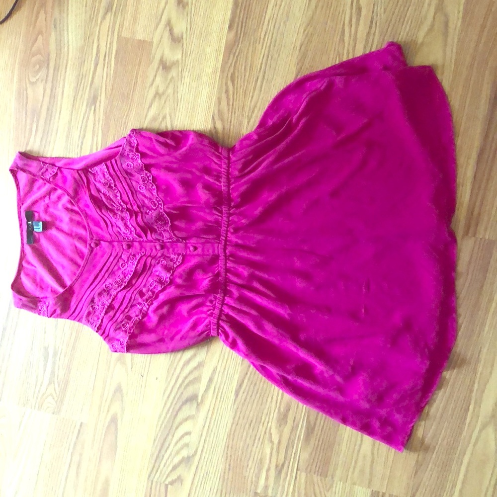 Medium size pink dress